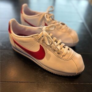 Nike White and Red Athletic Shoes Retro Design